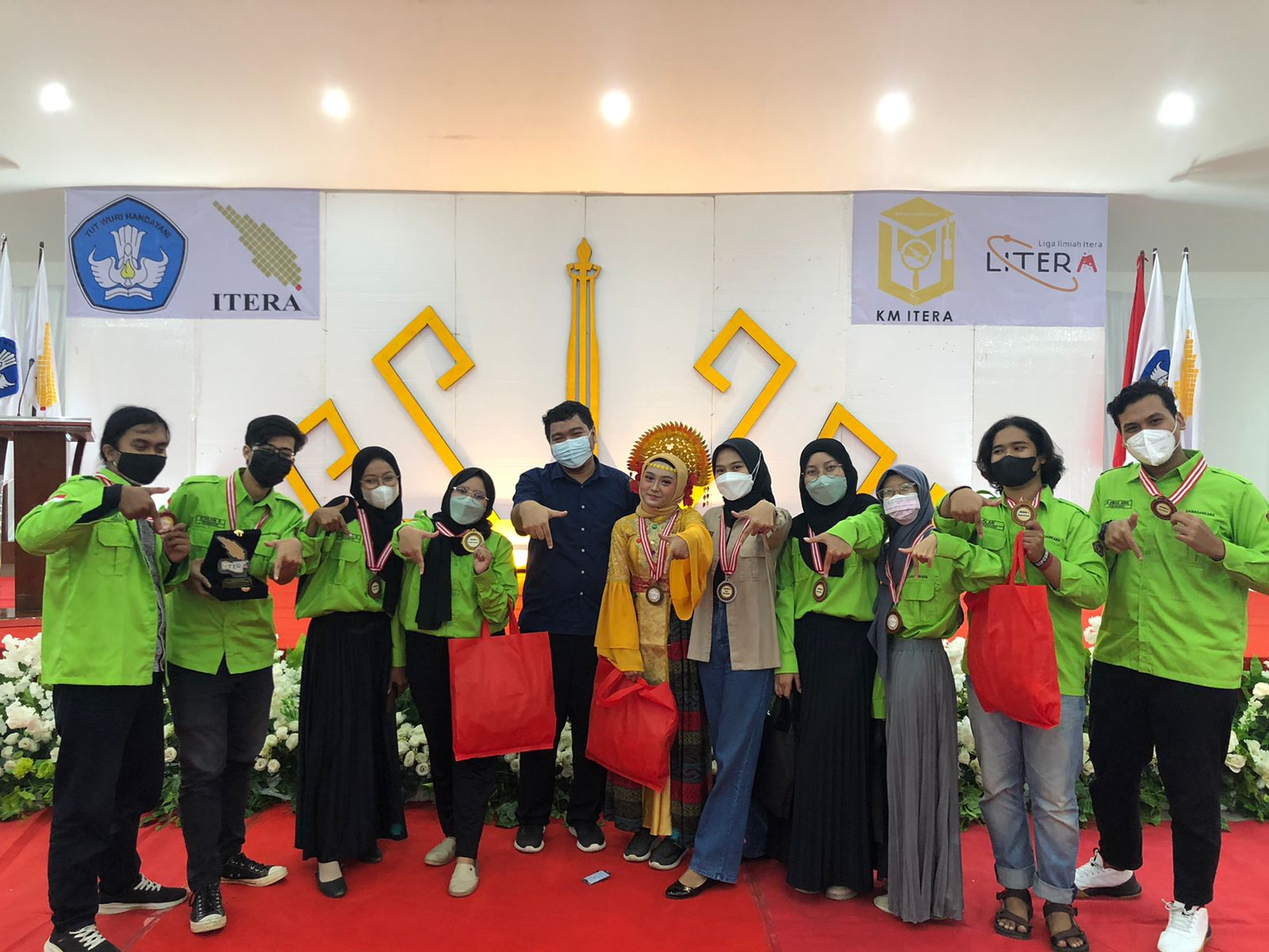 Read more about the article Mahasiswa Program Studi Teknologi Pangan Raih 4 Medali di Liga Ilmiah ITERA 2021